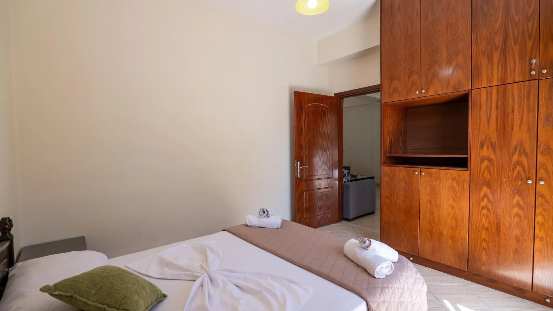 Apartment Villa Ari Ksamil