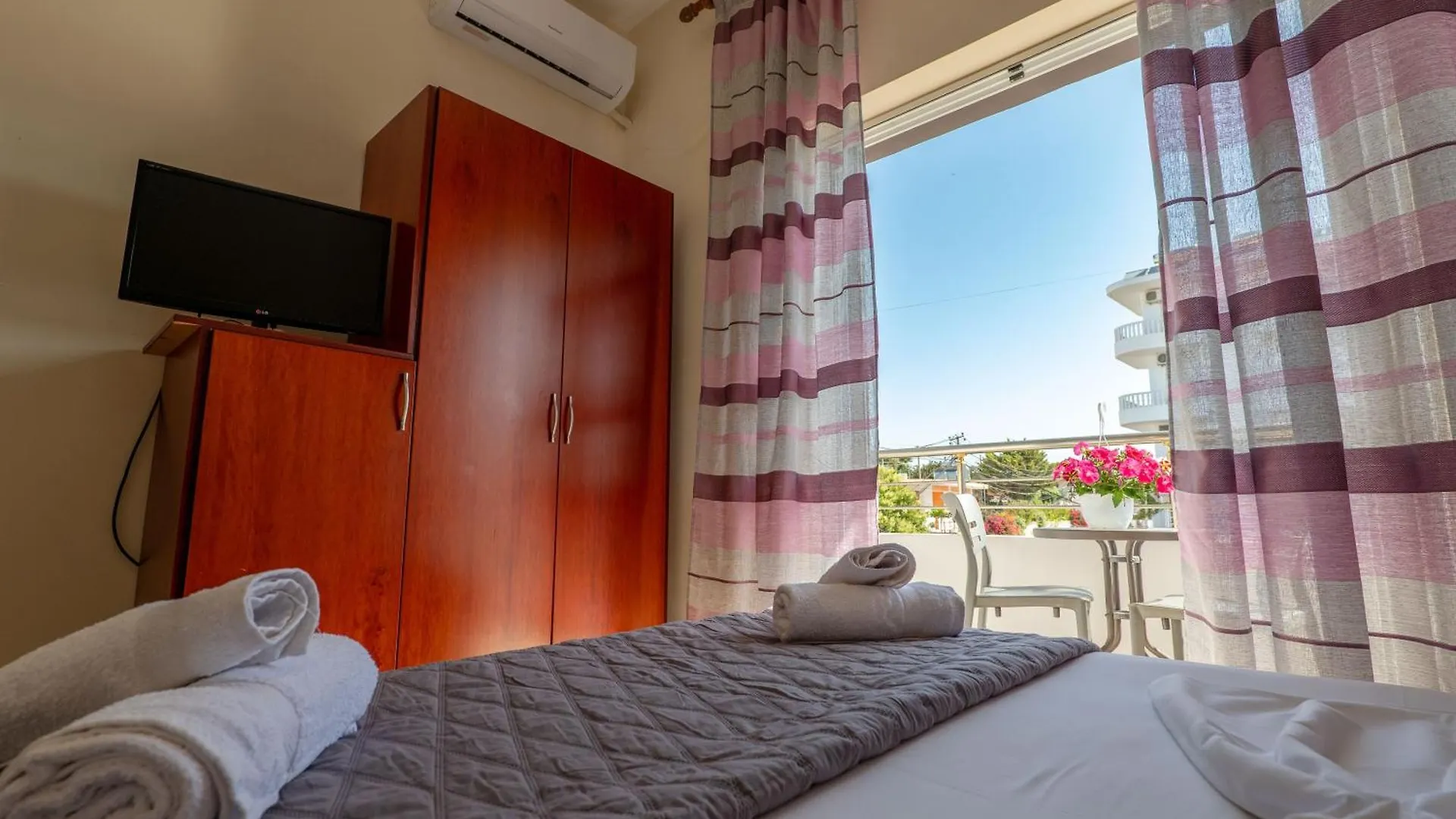 Apartment Villa Ari Ksamil