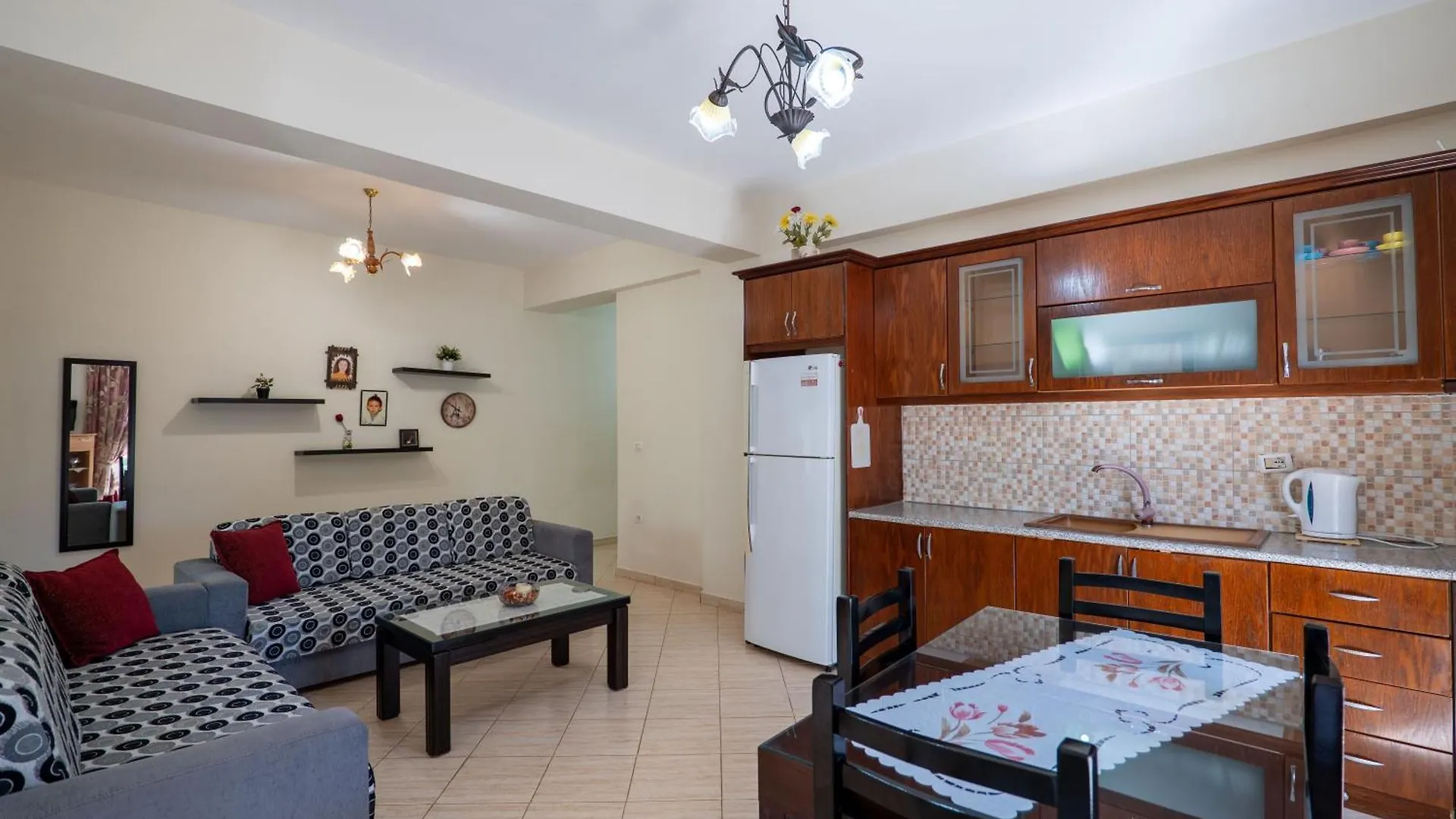 Villa Ari Ksamil Apartment