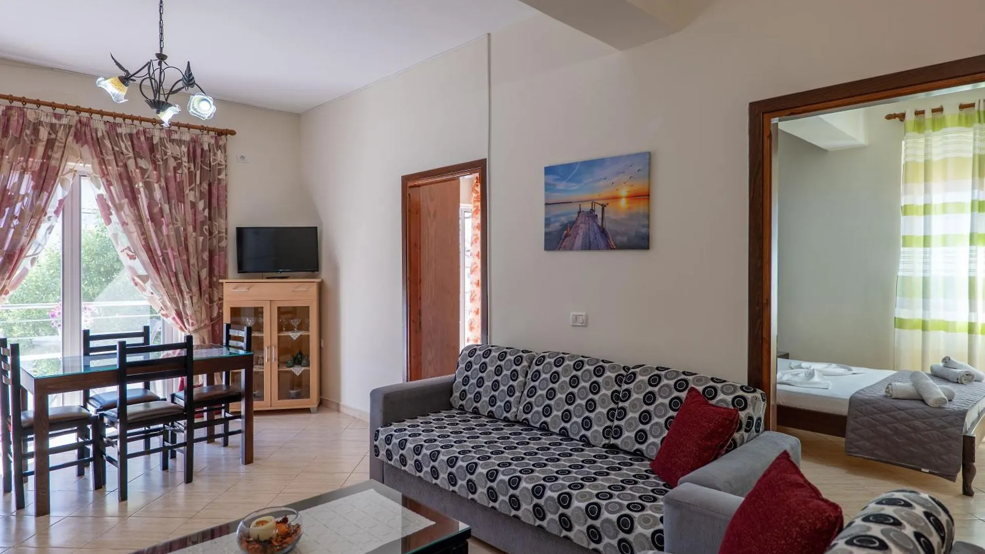 Villa Ari Ksamil Apartment