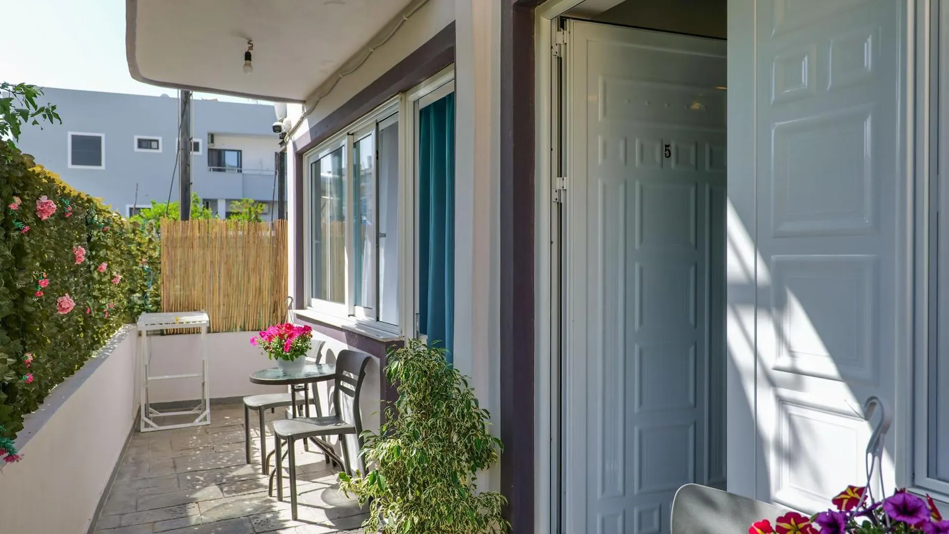 Apartment Villa Ari Ksamil Albania